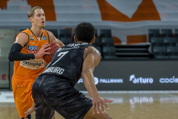 在行动前须 在行动前须